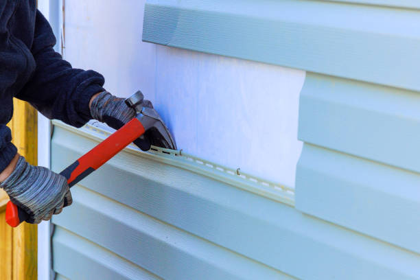 Reliable Siding Replacement contractor in Oak Ridge, FL by Creative Siding